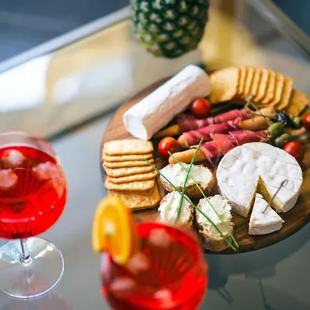 Apartment Atypiqueroom Centreville Parking Sous Terrain Free Mulhouse